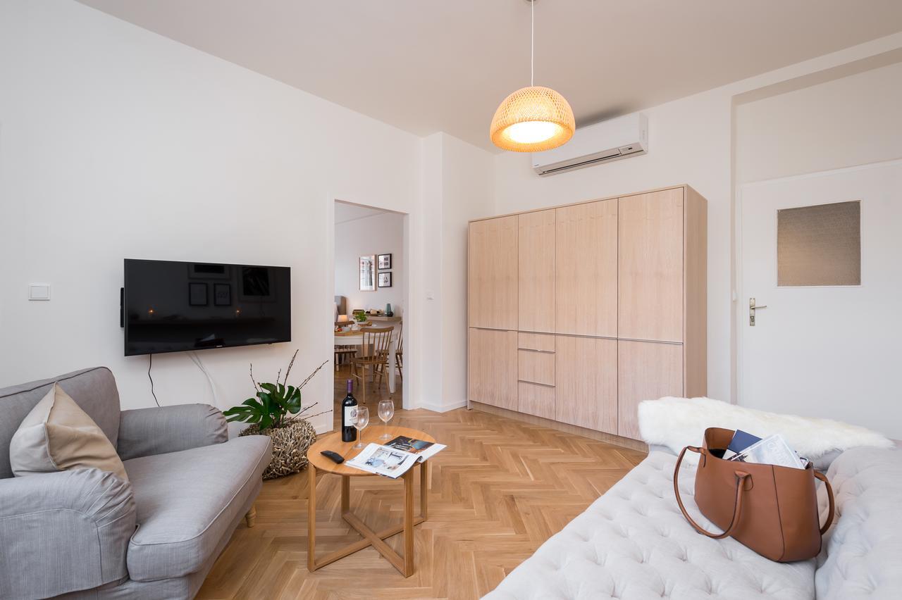 Empirent Petrin Park Apartments Πράγα Εξωτερικό φωτογραφία
