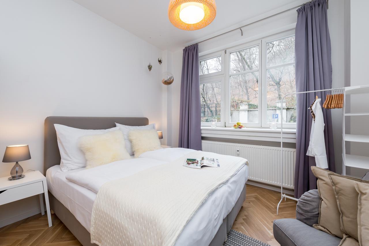 Empirent Petrin Park Apartments Πράγα Εξωτερικό φωτογραφία