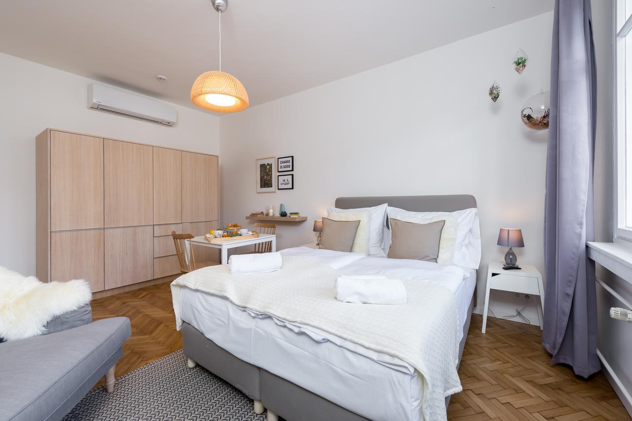 Empirent Petrin Park Apartments Πράγα Εξωτερικό φωτογραφία